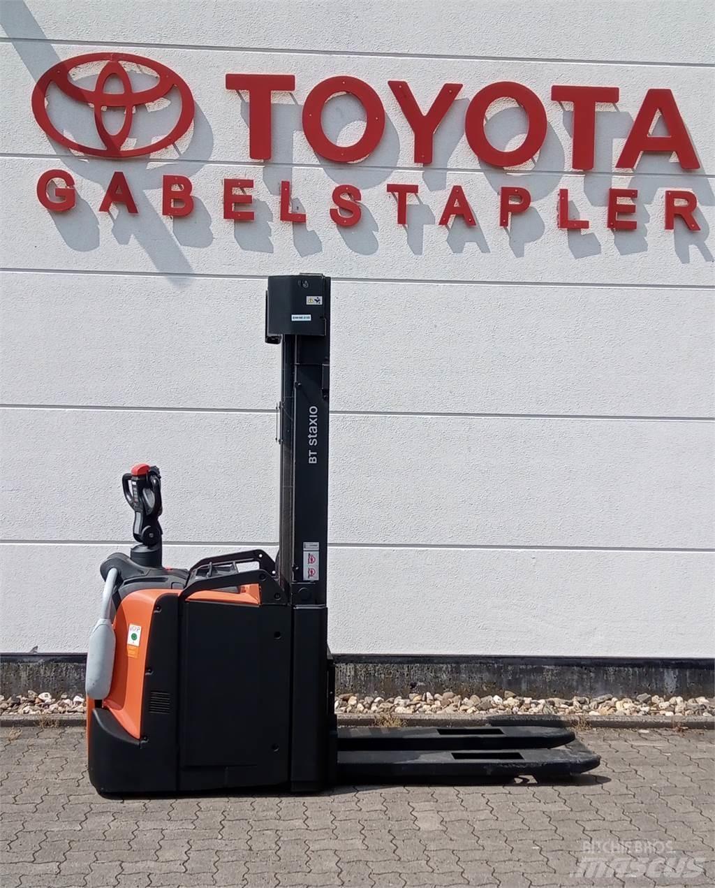 Toyota SPE160L Ročni električni viličar