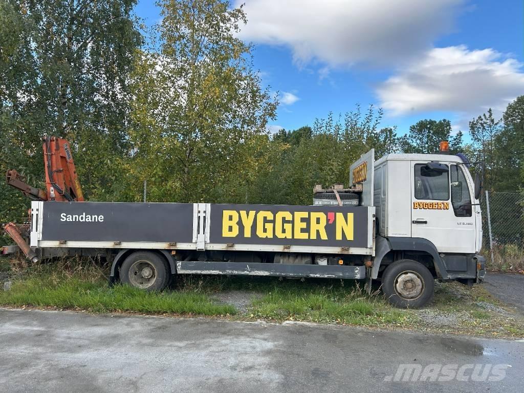 MAN LE 8.180 Tovornjaki z žerjavom