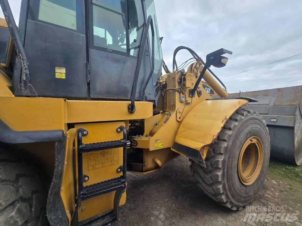 CAT IT 62 H Kolesni nakladalci