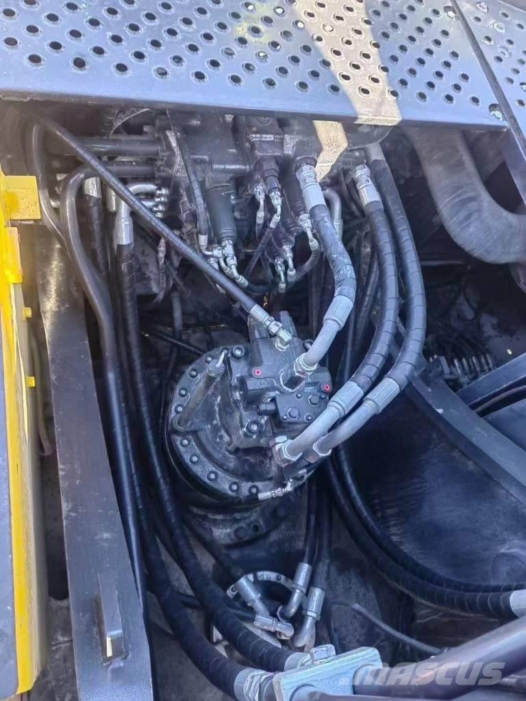 Volvo EC 290 Bagri goseničarji