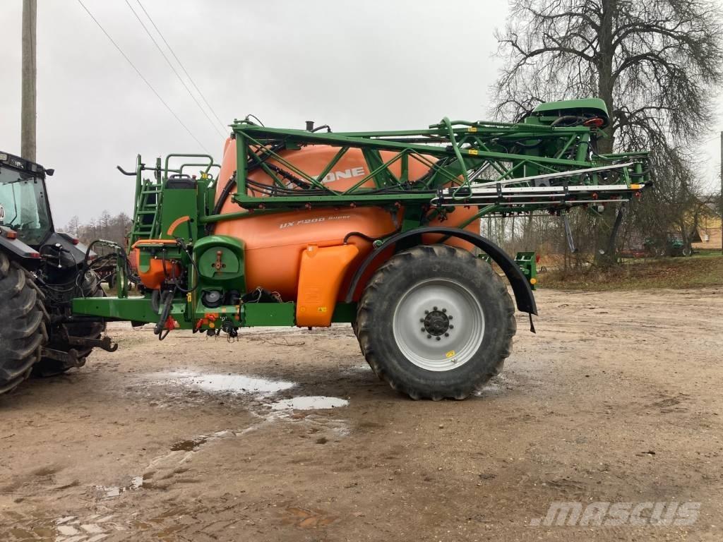 Amazone UX 5200 Vlečne škropilnice