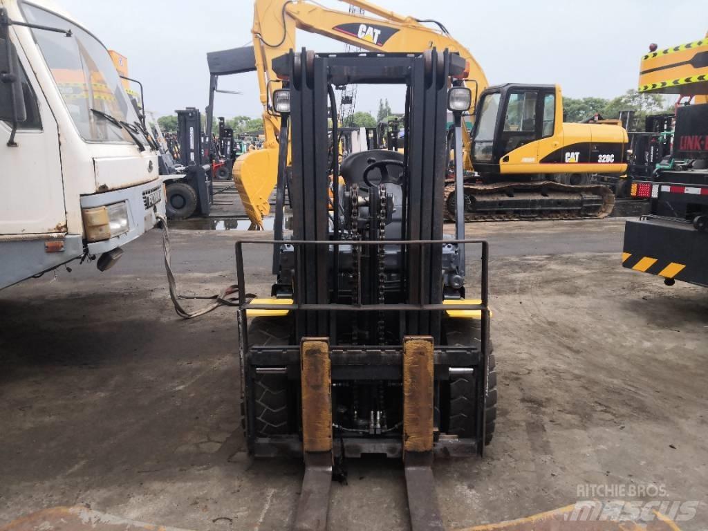Komatsu 30 Dizelski viličarji