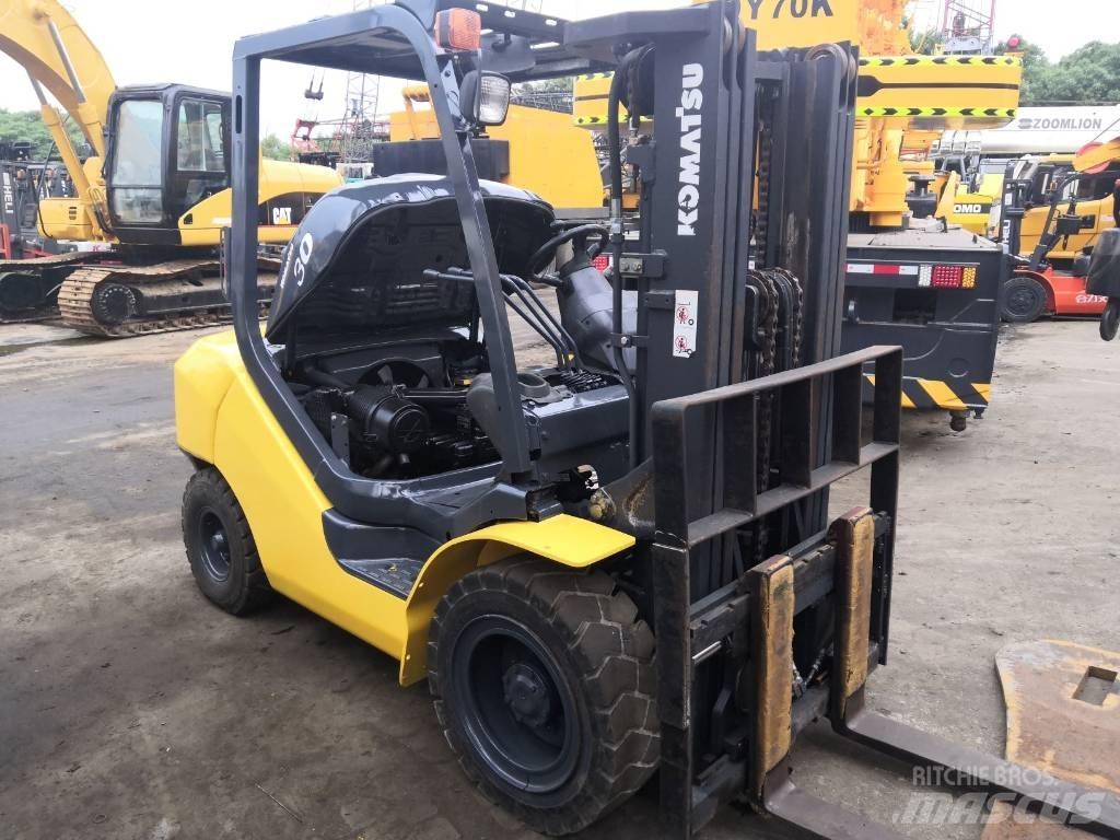Komatsu 30 Dizelski viličarji