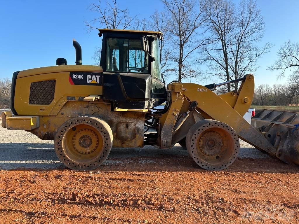 CAT 924 K Kolesni nakladalci
