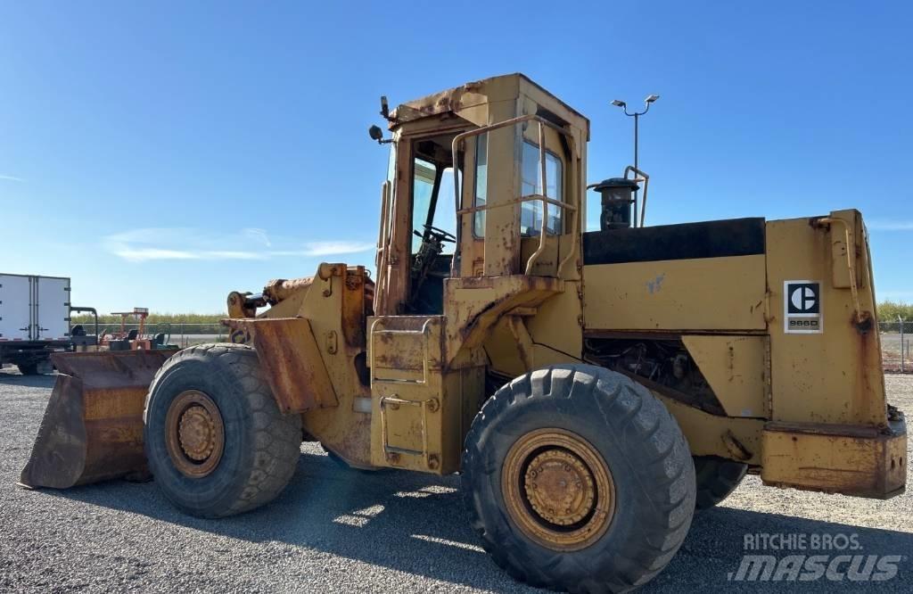CAT 966 D Kolesni nakladalci