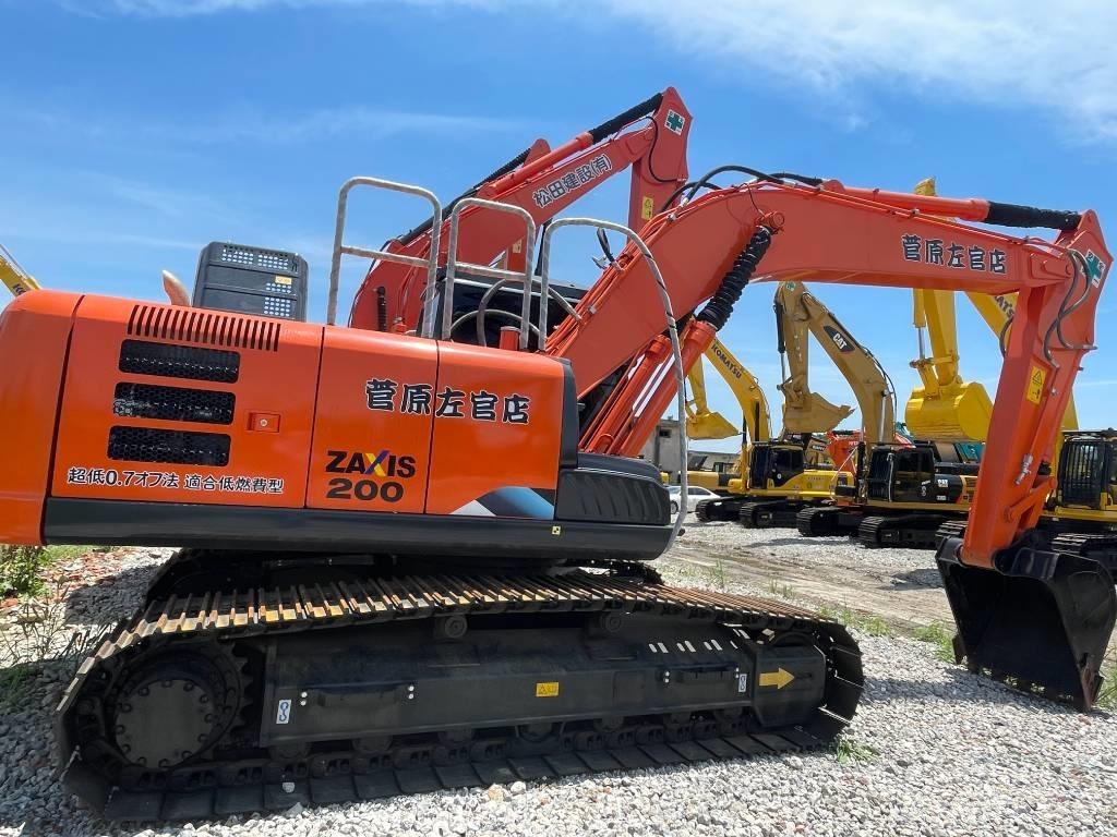 Hitachi ZX 200 Bagri goseničarji