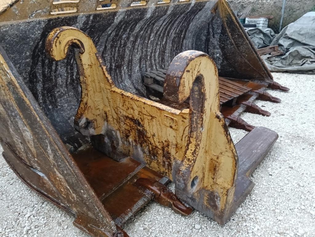 CAT 980 H Grabeži