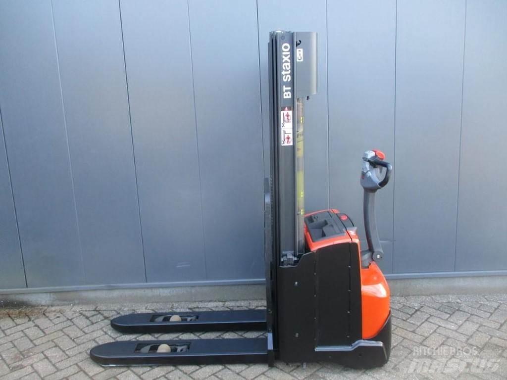 BT SWE 140L Ročni električni viličar