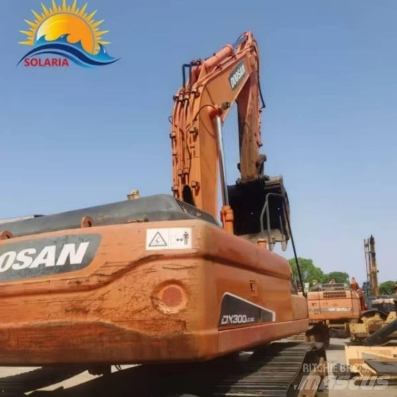 Doosan dx300lc-9c Bagri goseničarji