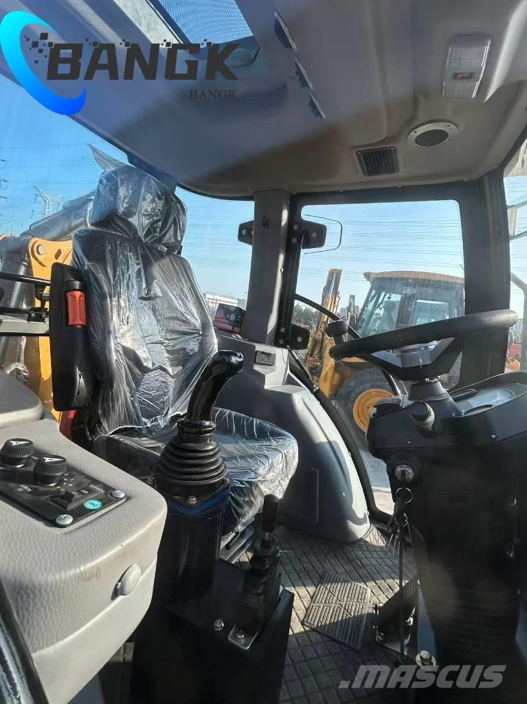 CAT ERPILAR-420F Bagri na kolesih