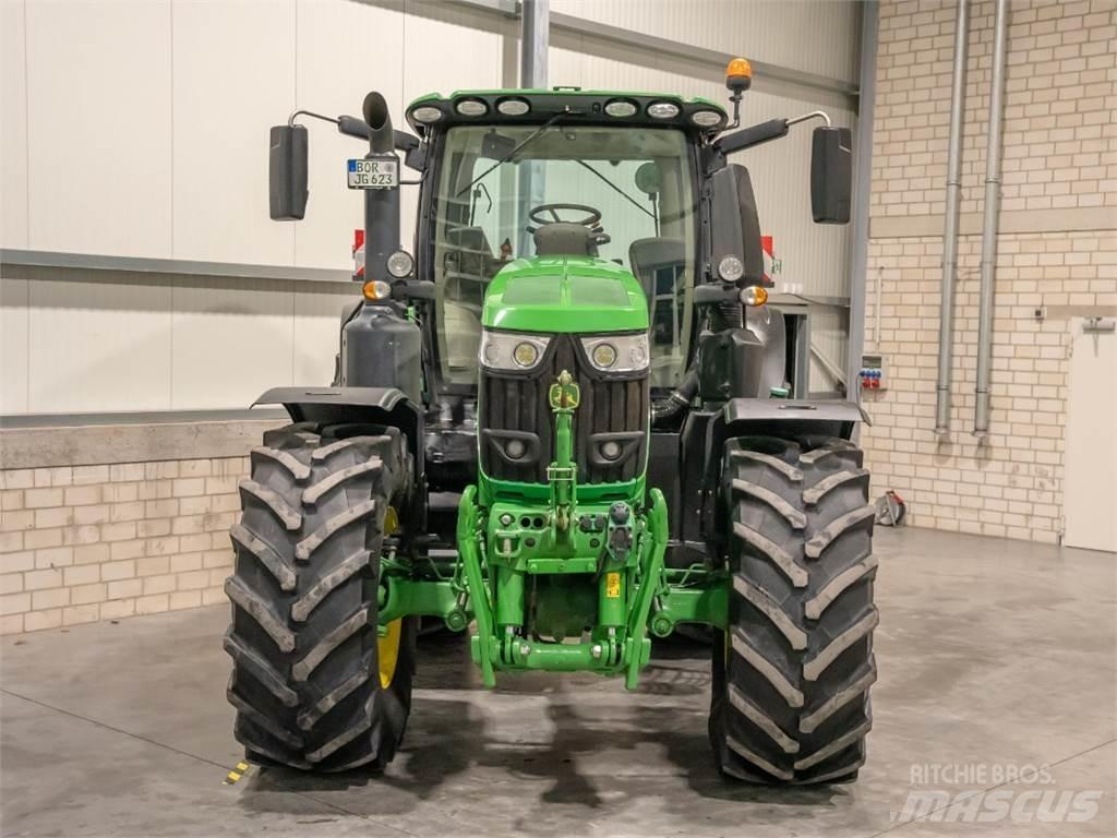 John Deere 6230R Traktorji