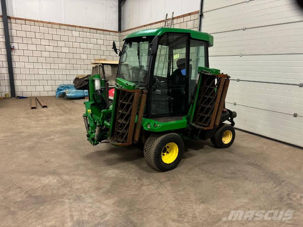 John Deere 1905 Vrtni traktor kosilnice