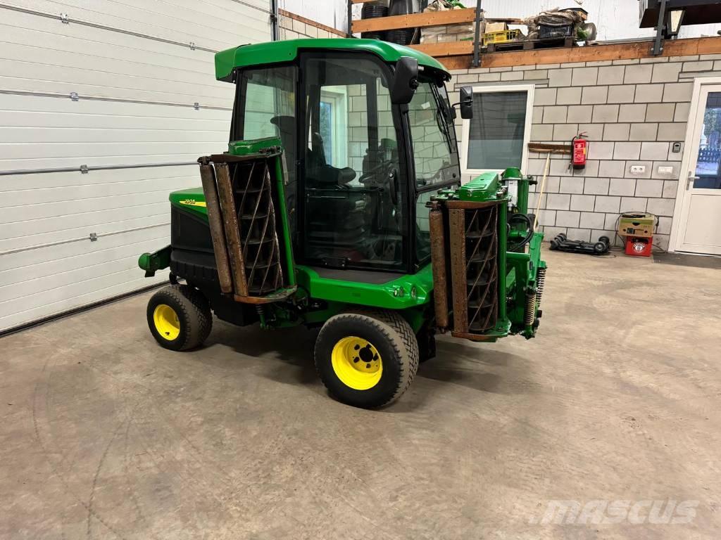 John Deere 1905 Vrtni traktor kosilnice