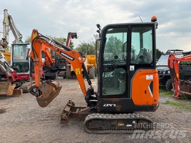 Doosan DX 19 Mini bagri <7t