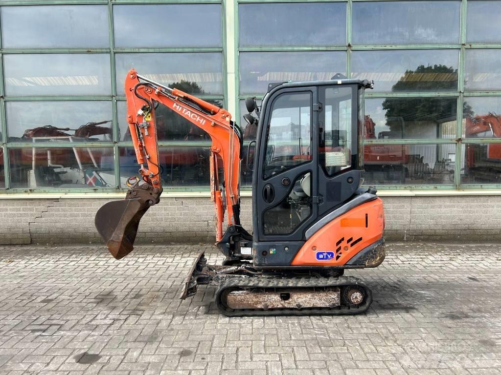 Hitachi ZX 18-3 CLR Mini bagri <7t