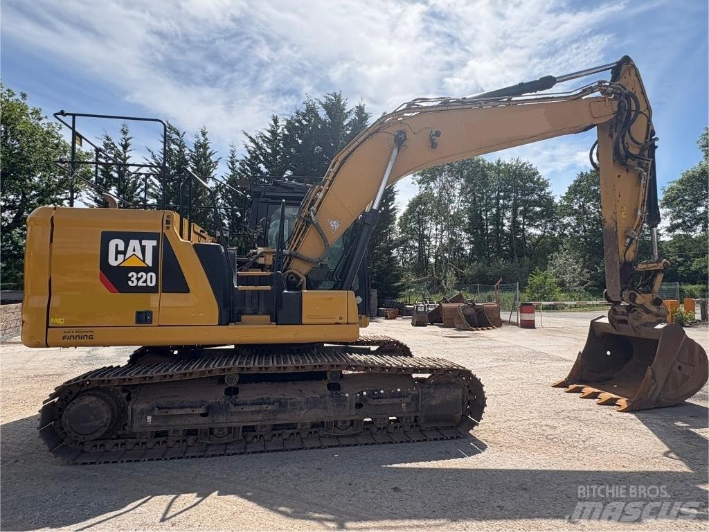 CAT 320 07B Bagri goseničarji