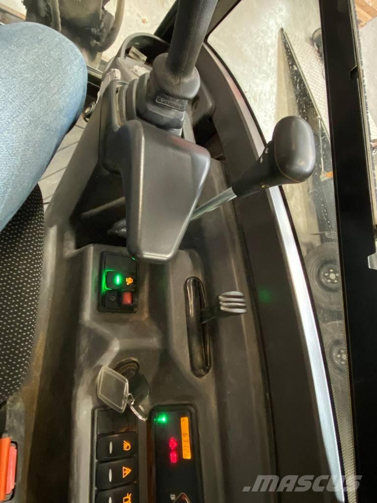 Volvo ERC 25 D Mini bagri <7t