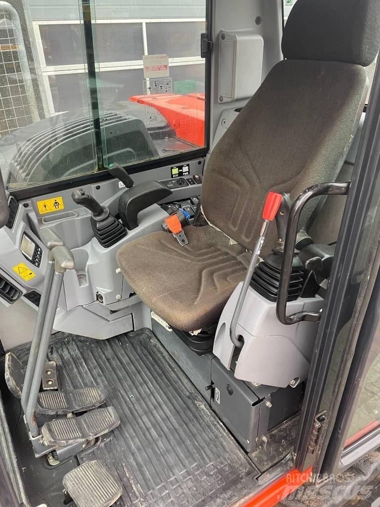 Kubota KX080-4a Midi bagri 7t – 12t