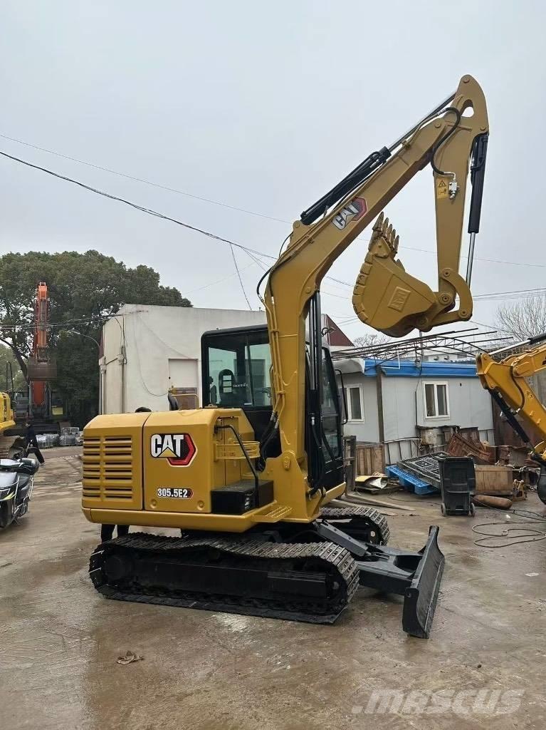 CAT 305.5 Mini bagri <7t