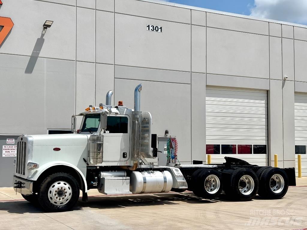 Peterbilt 388 Vlačilci