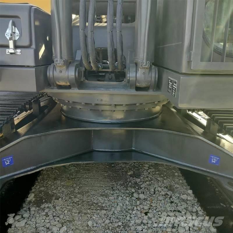 Volvo EC 210 Bagri goseničarji