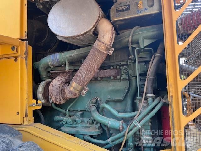 Volvo L 180 E Kolesni nakladalci