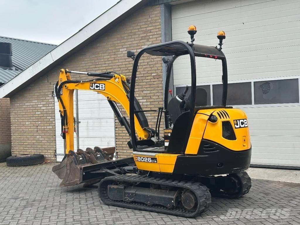 JCB 8026 CTS Mini bagri <7t