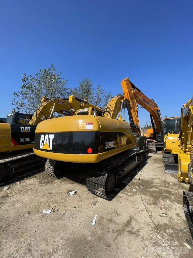 CAT 320 GC Bagri goseničarji