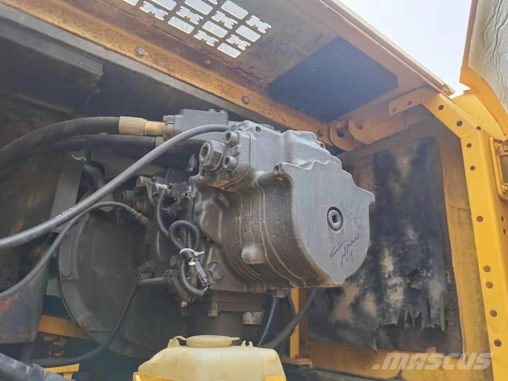 Komatsu PC 400-8 Bagri goseničarji