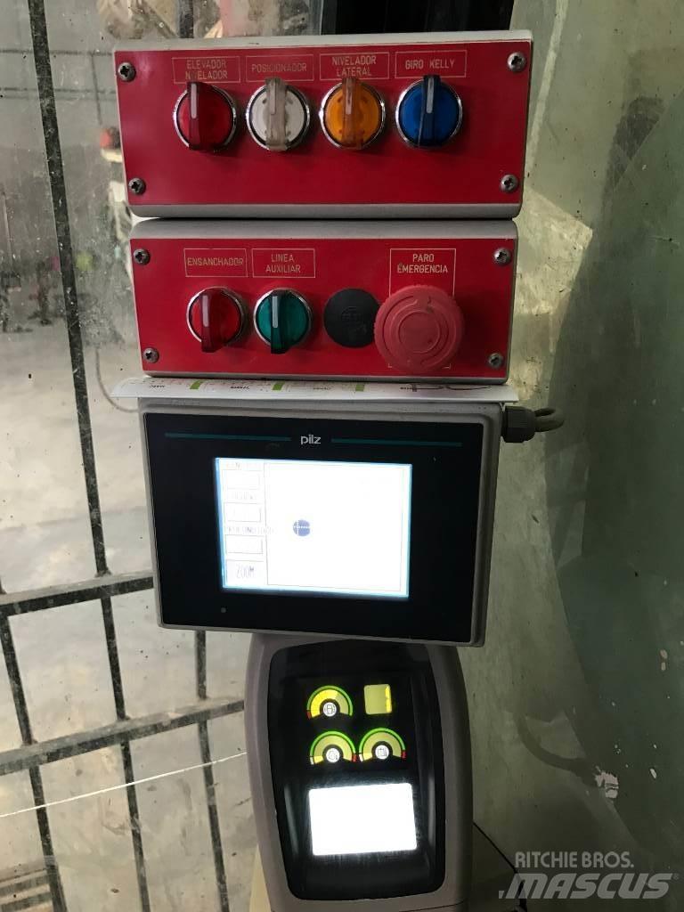 CAT 330 C Bagri goseničarji