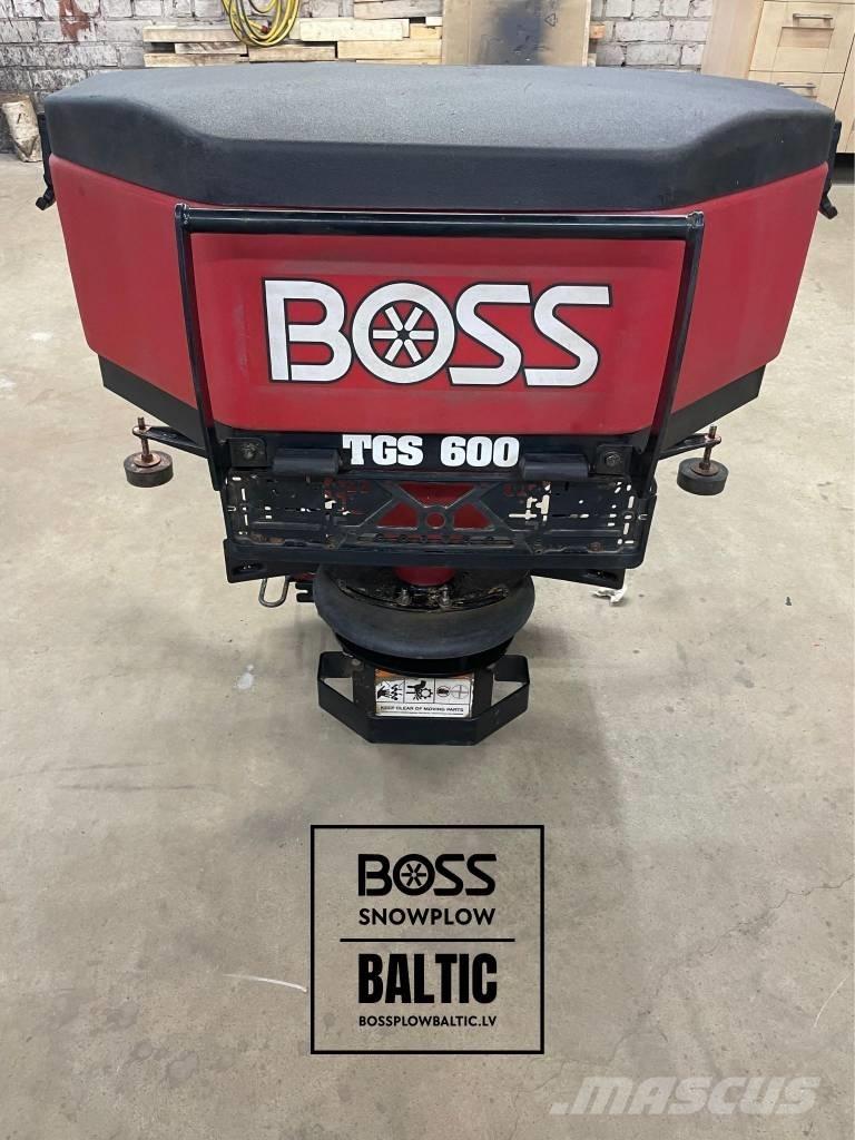 Boss TGS 600 Trosilci peska in soli
