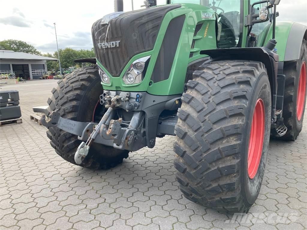 Fendt 824 Vario S4 Traktorji