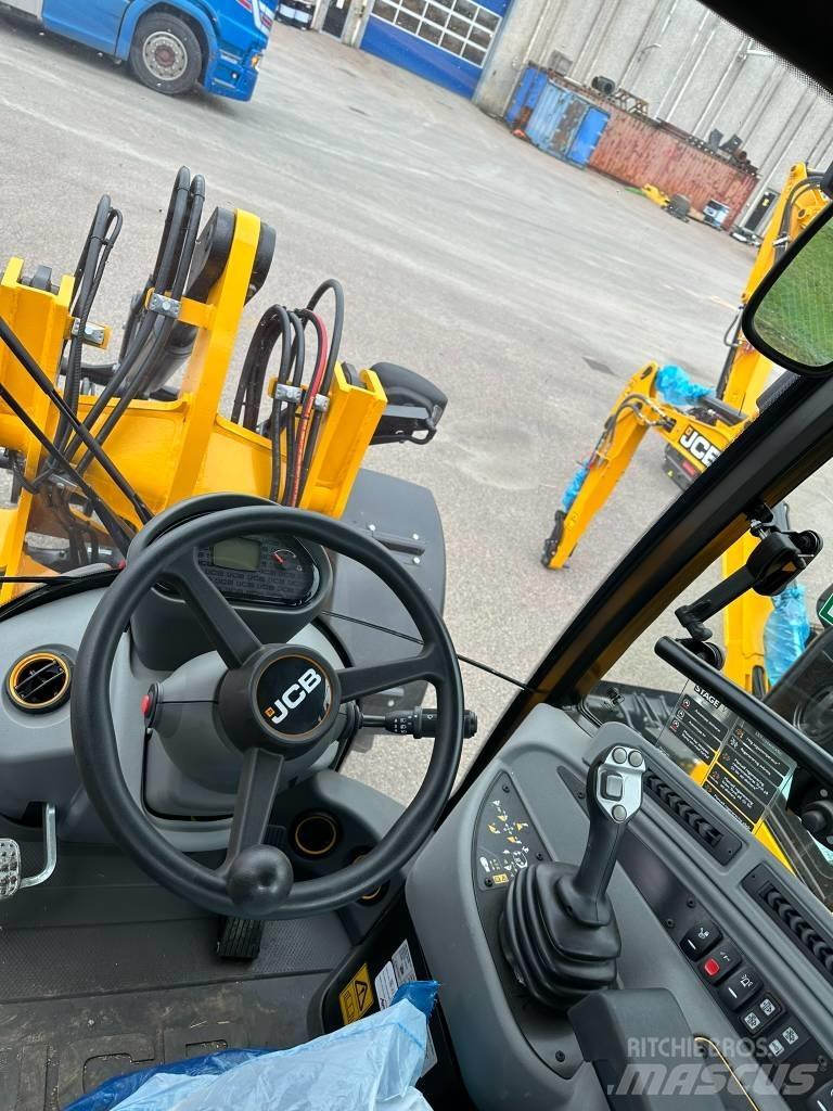 JCB 407 Kolesni nakladalci