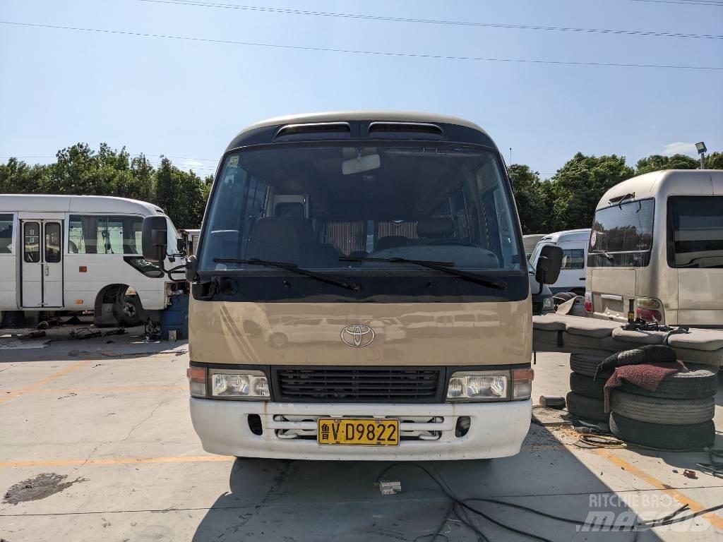 Toyota Coaster Medkrajevni avtobusi