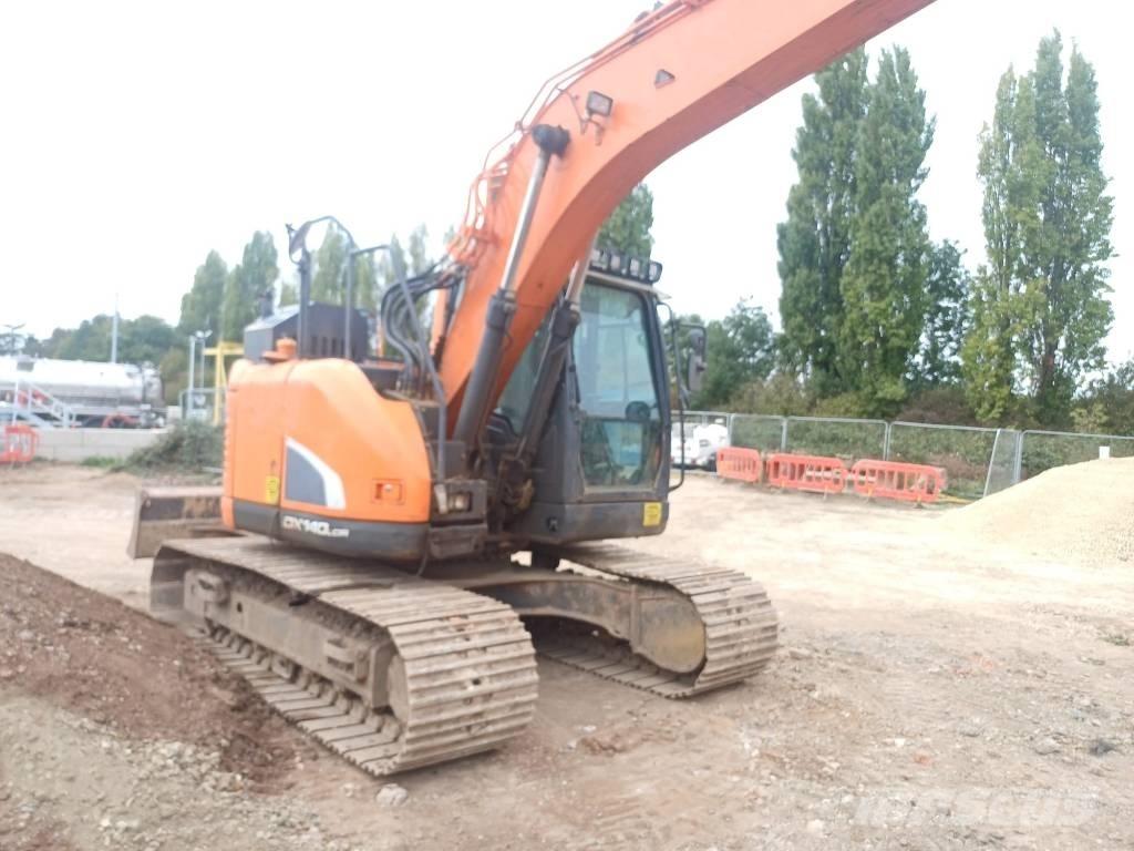 Doosan DX 140 LCR-5 Bagri goseničarji