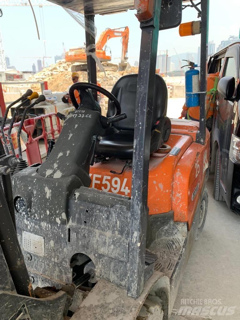 TCM Forklift FD25T4 Dizelski viličarji