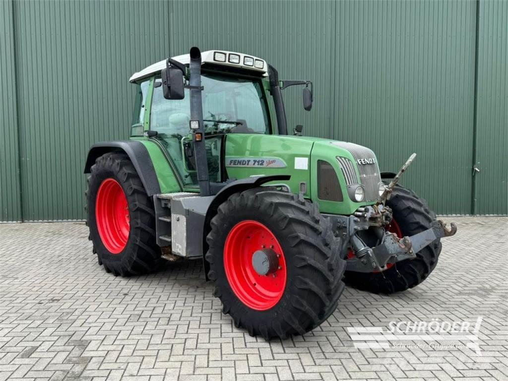 Fendt 712 VARIO Traktorji