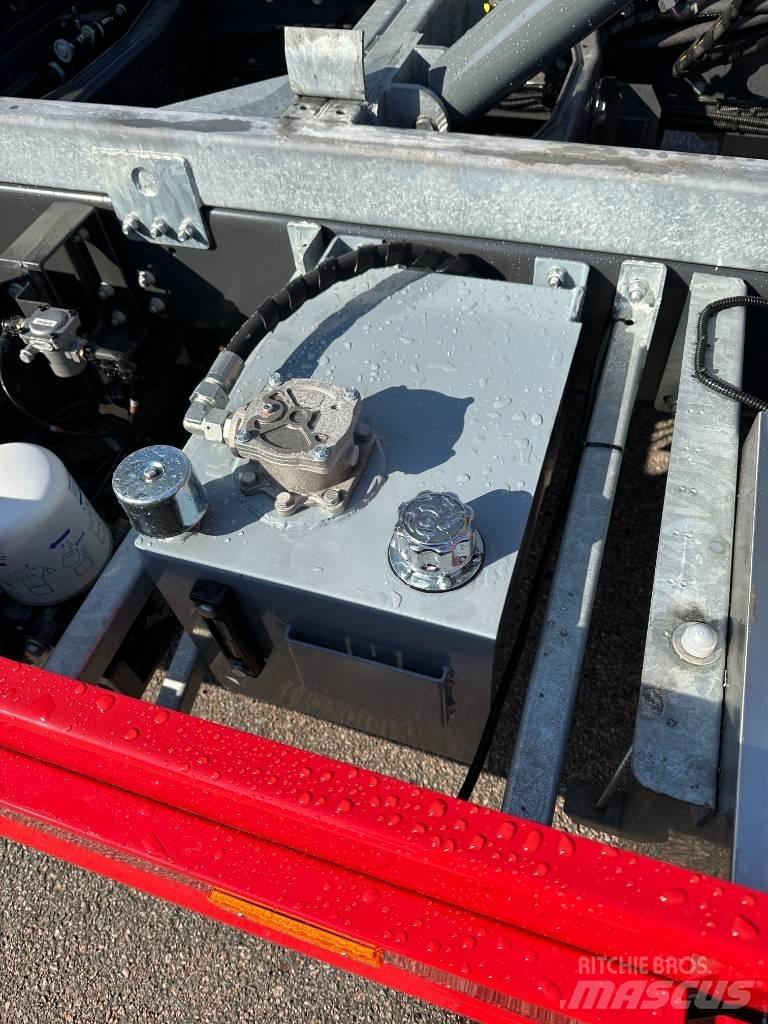 Volvo FL 12 Towtruck Vlečna vozila za tovornjake