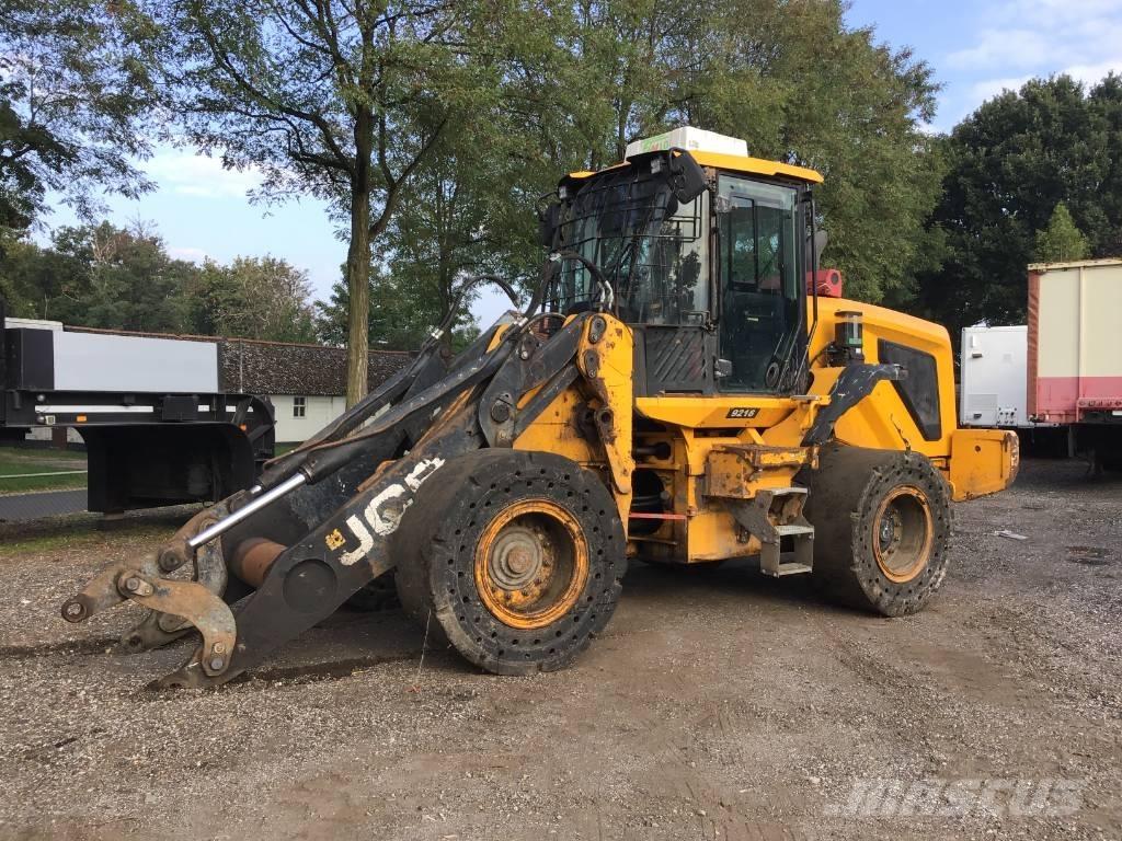 JCB 437 WHT Kolesni nakladalci