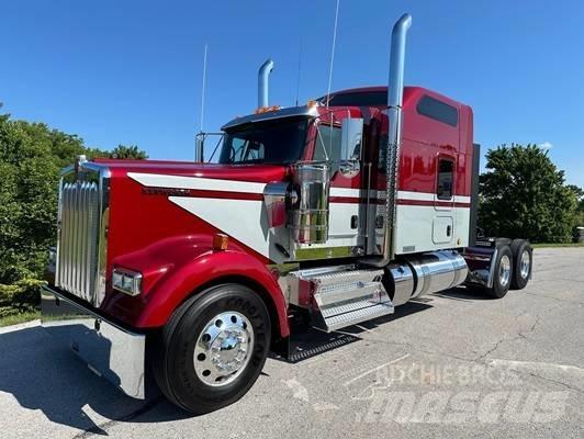 Kenworth W 900 Vlačilci
