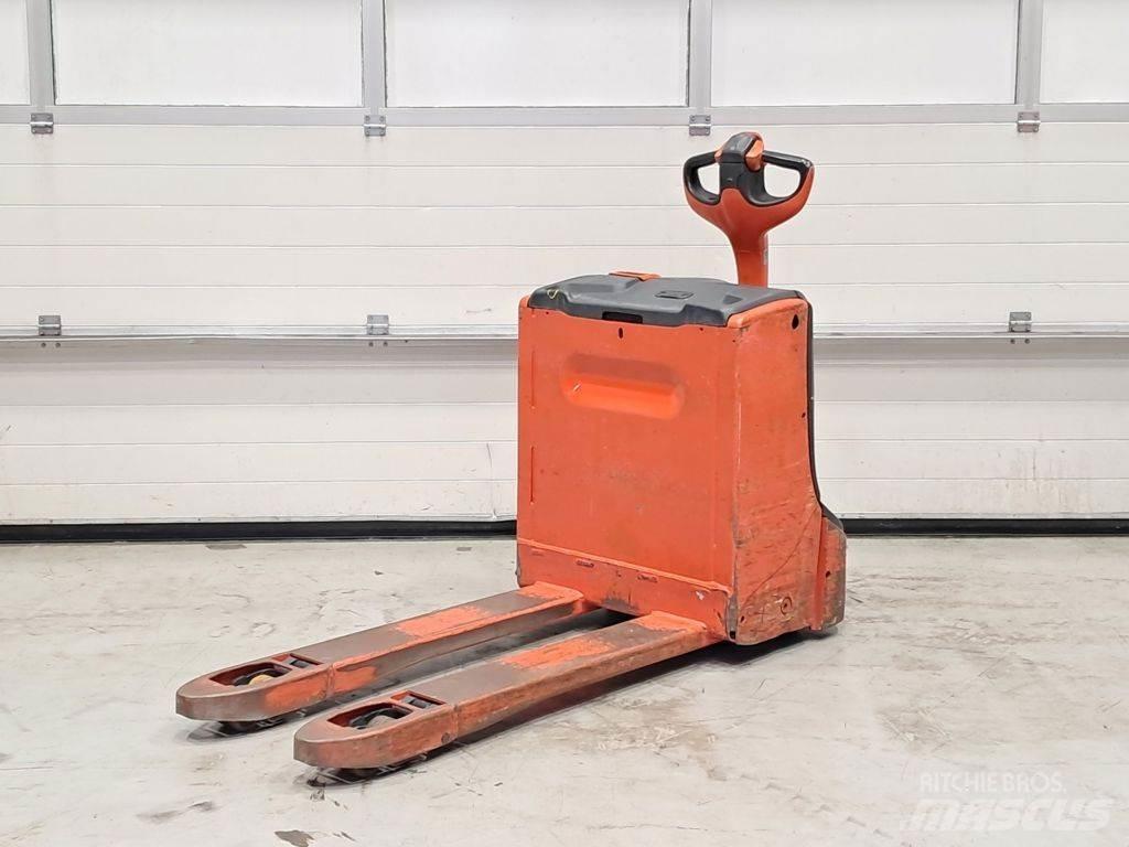 Linde T16 Električni nizko dvižni viličar