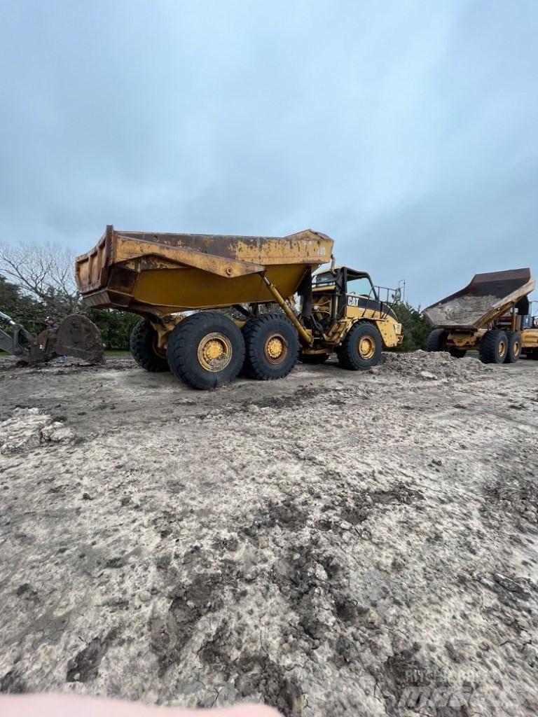 CAT 730 Zglobni demperji