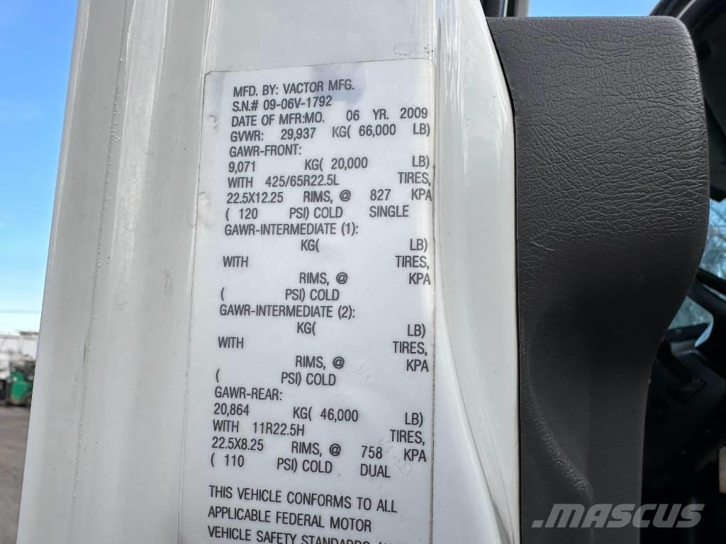 International 7500 Vakuumski tovornjaki