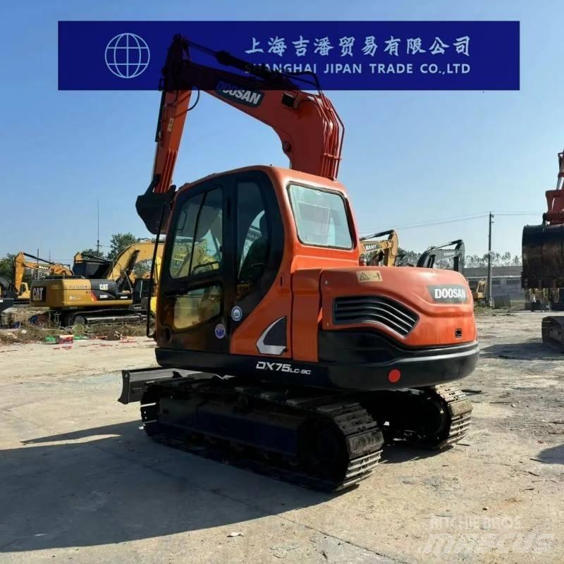 Doosan DX 75 Midi bagri 7t – 12t