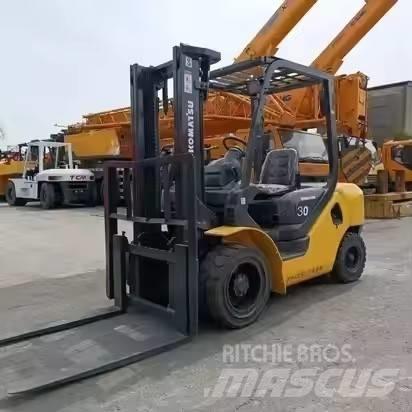 Komatsu 30 Dizelski viličarji