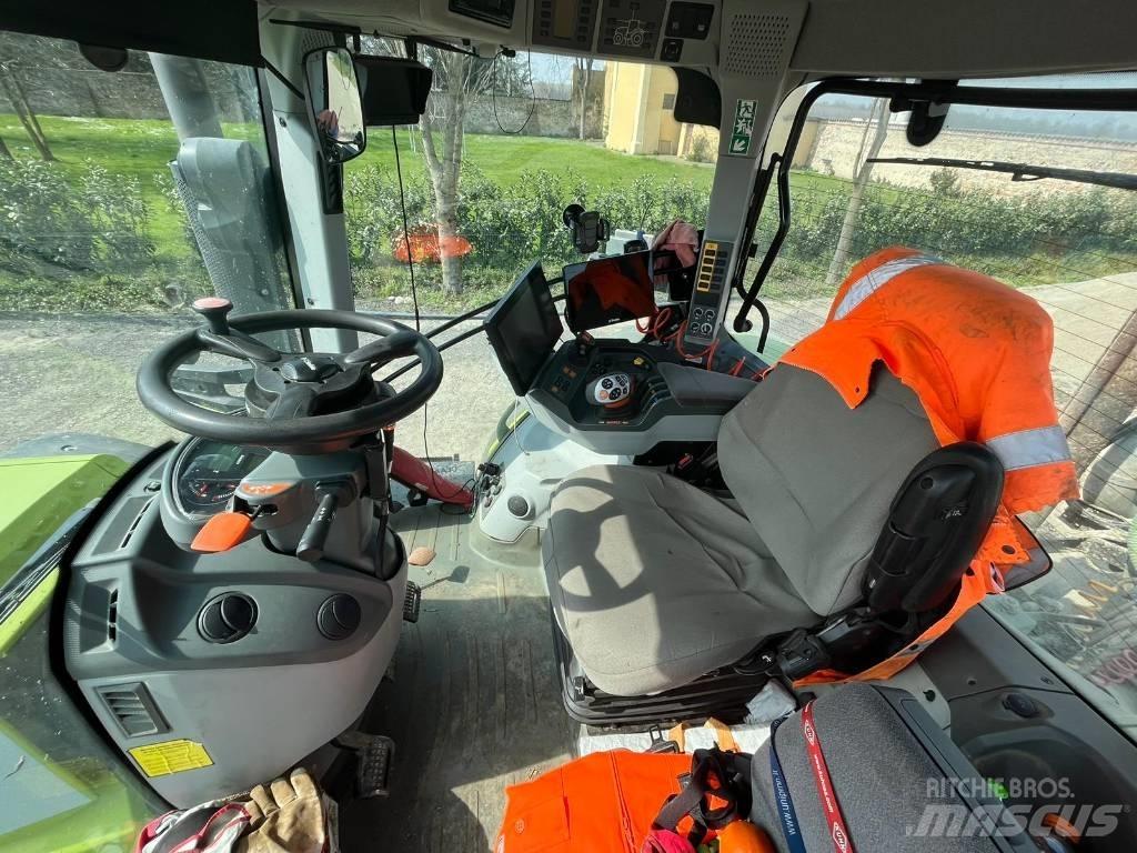 CLAAS Axion 830 Traktorji