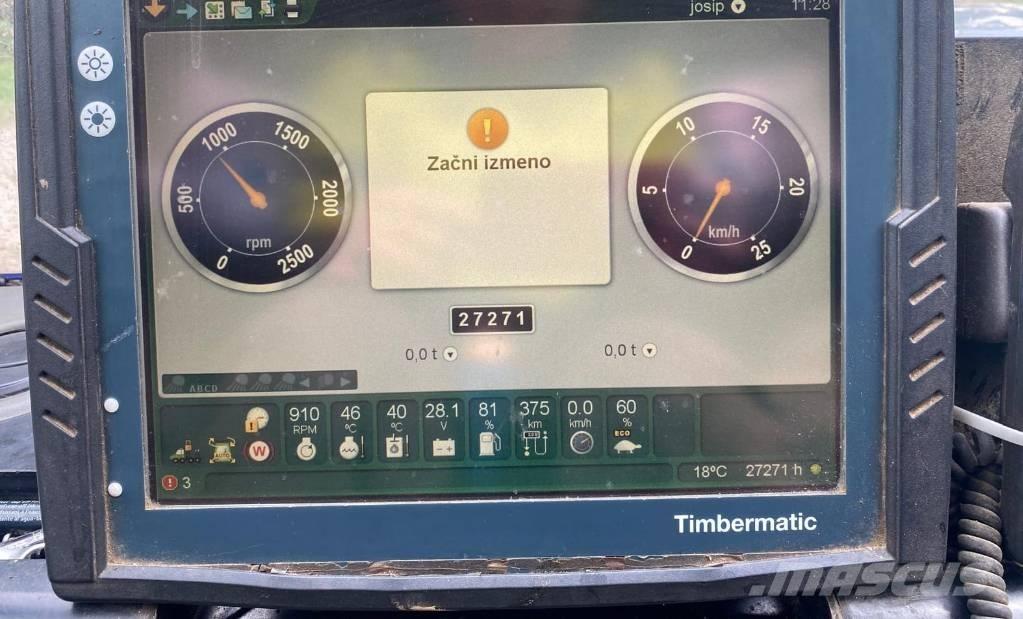John Deere 1110 E Forwarderji