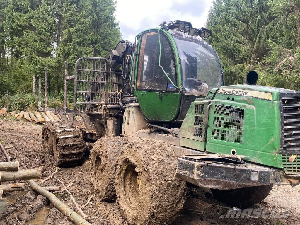 John Deere 1110 E Forwarderji