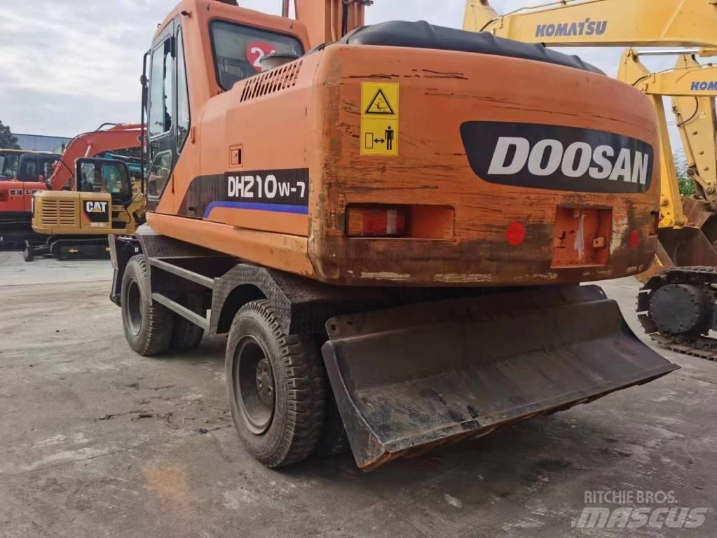 Doosan DH 210 W-7 Bagri na kolesih