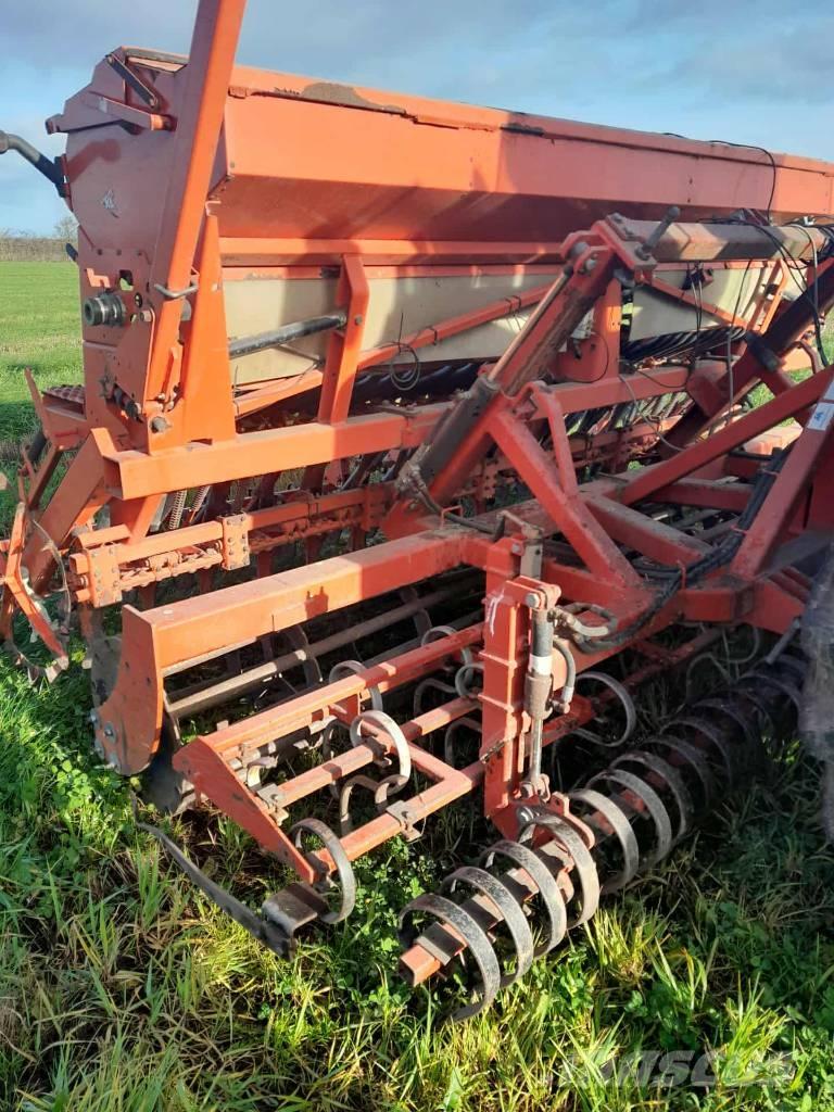 Kuhn Integra 4000 Kombinirane sejalnice